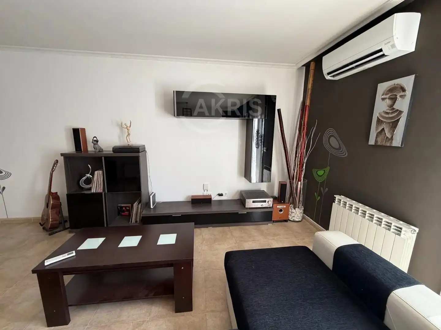 Sala d'estar de Casa adosada en venda en Ontígola amb Aire condicionat, Calefacció i Jardí privat