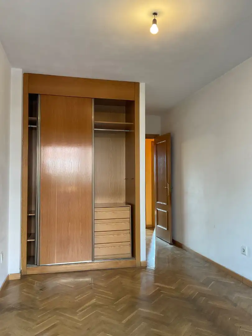 Habitación de Piso en venta en Alcalá de Henares con Calefacción, Parquet y Terraza