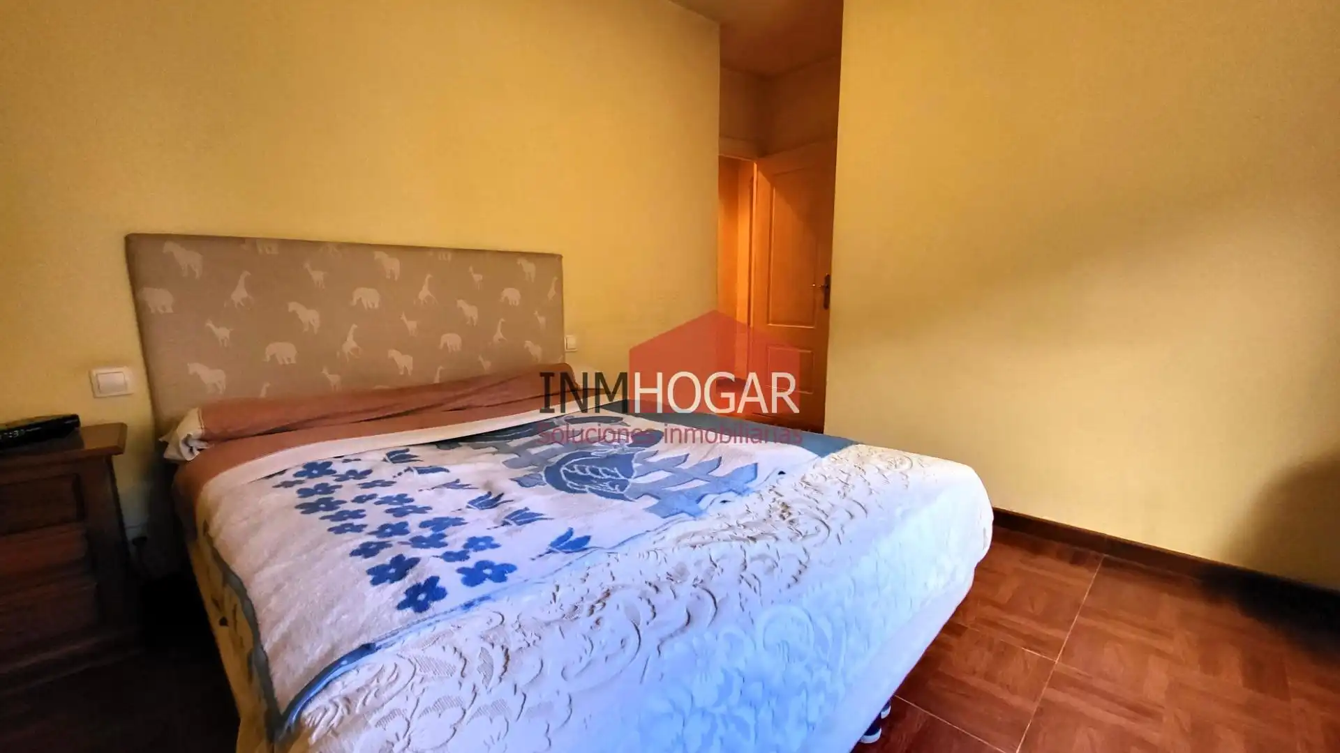 Habitación de Casa o chalet en venta en Ávila con Jardín privado, Trastero y Balcón