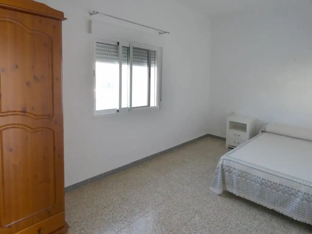 Casa adosada en venta en Camporrobles