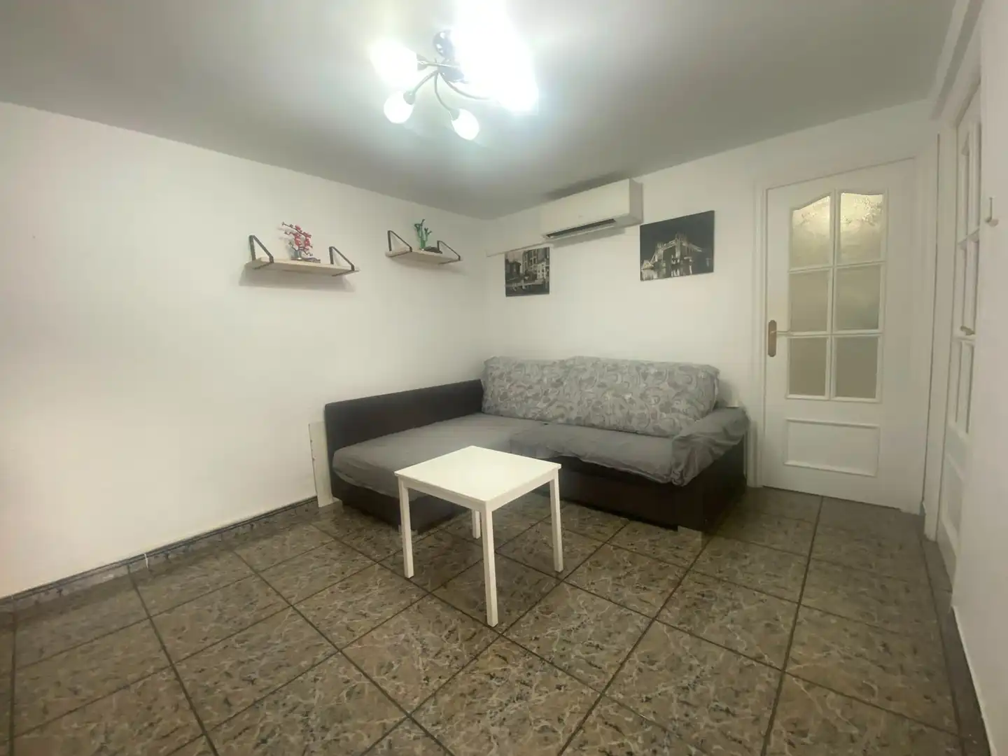 Living room of Flat for sale in Sabadell  with Air Conditioner, Heating and Furnished