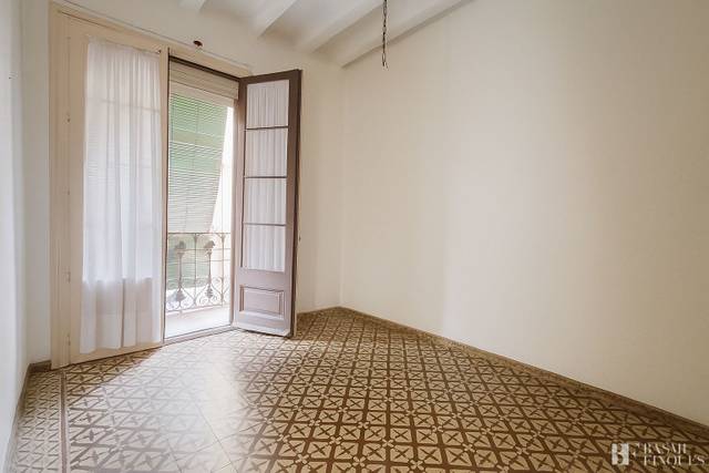 Piso en Venta en BLESA en El Poble Sec - Parc de Montjuïc