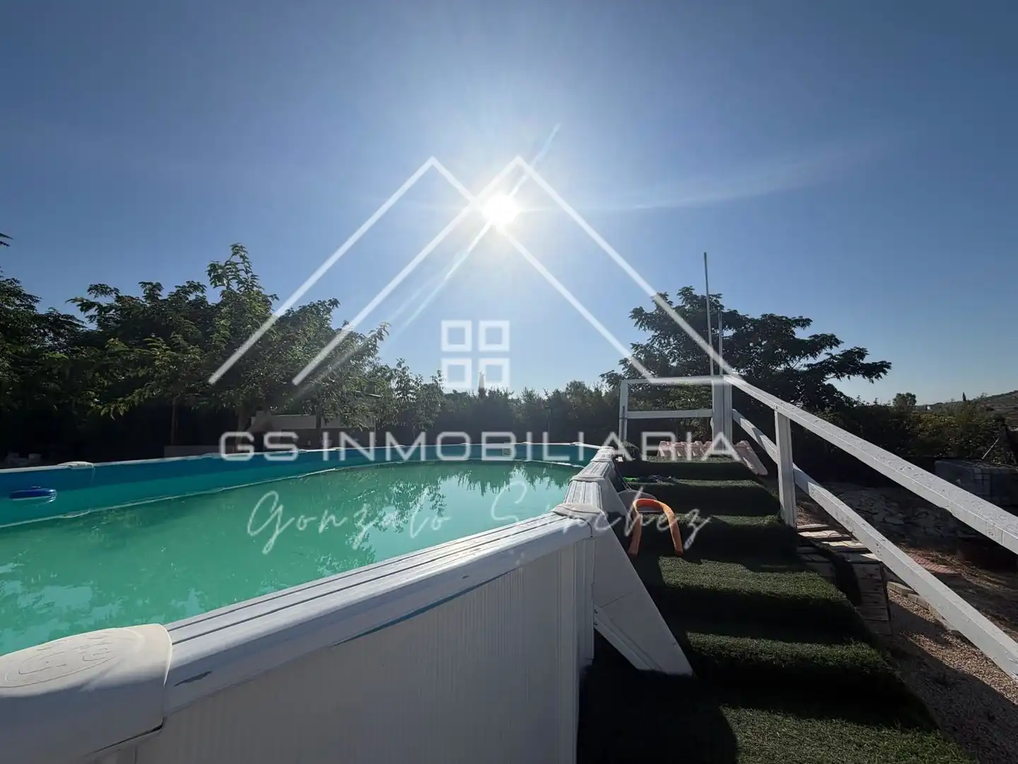 Schwimmbecken von Residential zum Verkauf in Lucena