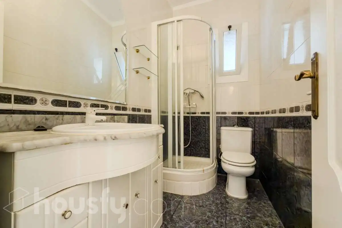 Baño de Piso en venta en Barcelona