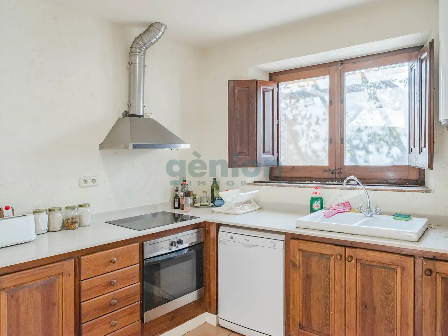 Cocina de Finca rústica en venta en Sant Miquel de Fluvià con Aire acondicionado, Calefacción y Jardín privado