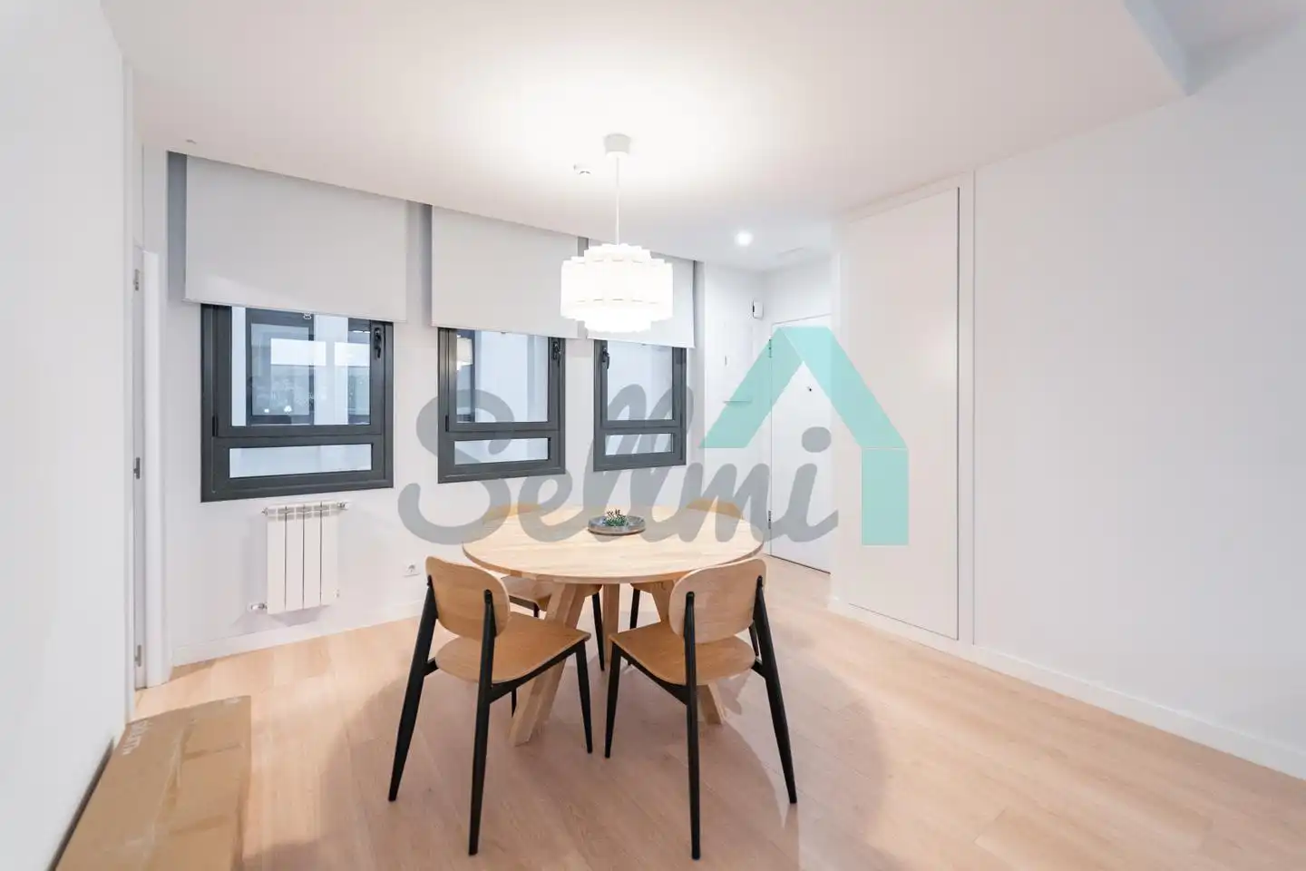Wohnung zur Miete in Cervantes, Plaza de América