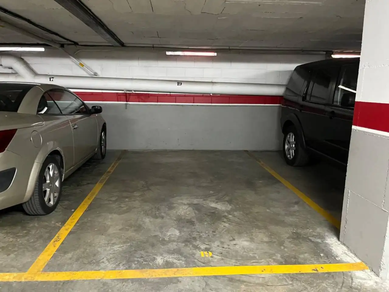 Aparcament de Pis en venda en Girona amb Aire condicionat, Calefacció i Terrassa