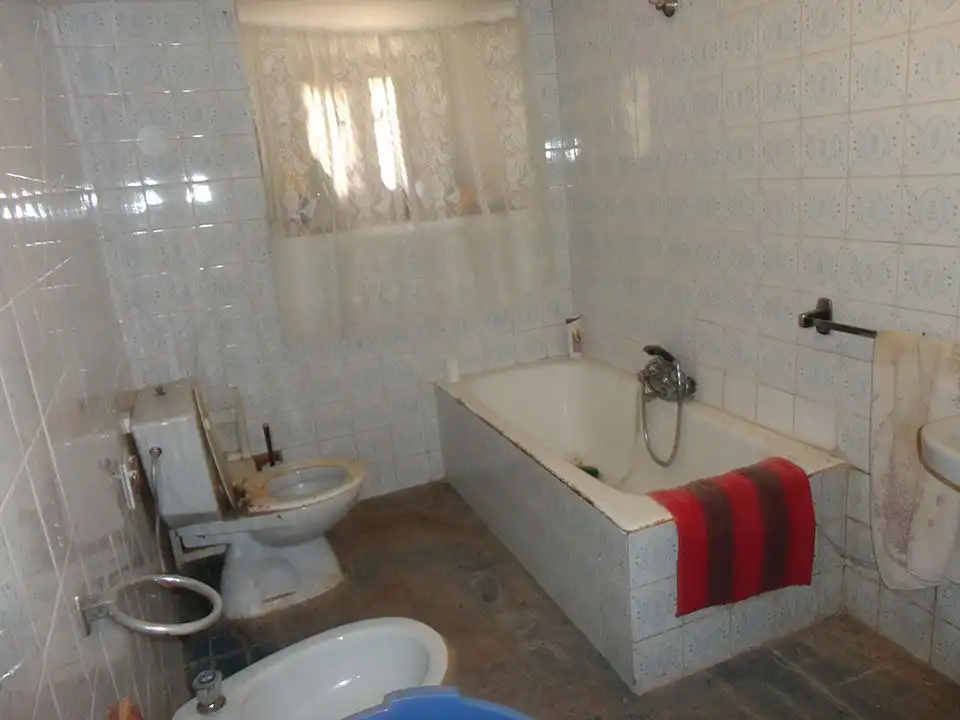 Bathroom of Country homes for sale in La Revilla y Ahedo 
