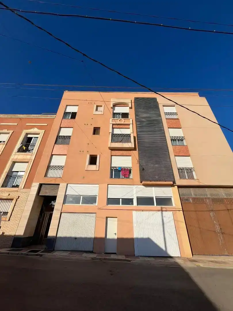 Vista exterior de Piso en venta en Roquetas de Mar con Amueblado y Balcón
