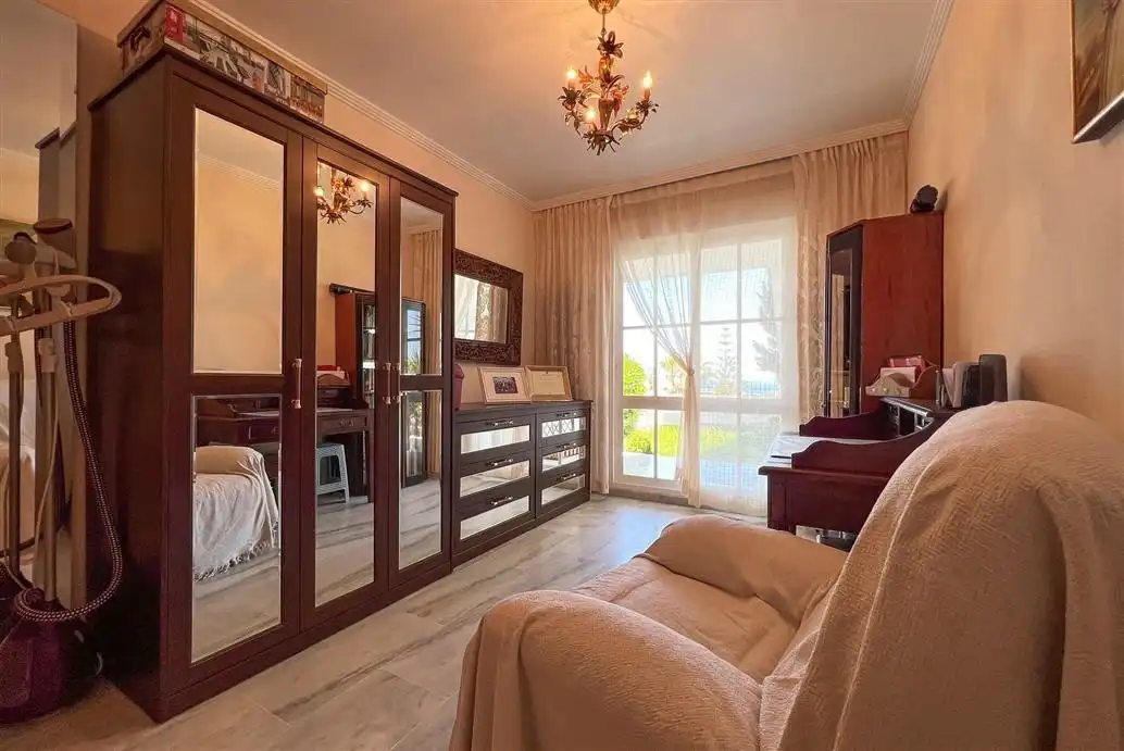 Dormitori de Casa o xalet en venda en Mijas amb Aire condicionat, Calefacció i Terrassa