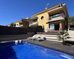 Piscina de Casa o xalet en venda en Sant Vicenç de Montalt amb Aire condicionat, Calefacció i Jardí privat