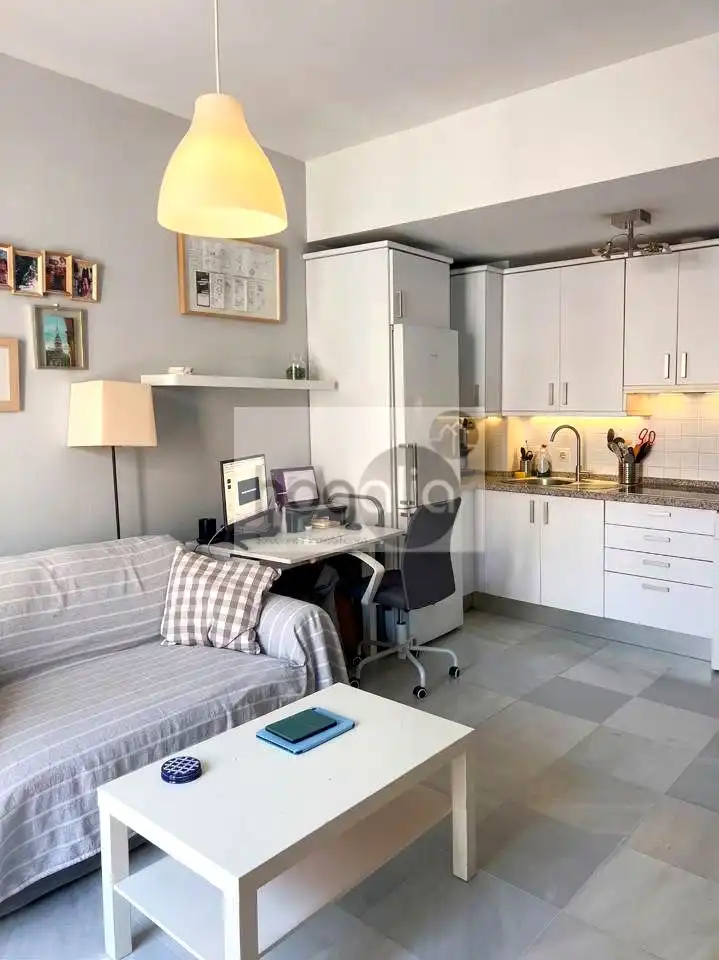 Kitchen of Flat for rent in Sevilla  with Air Conditioner, Terrace and Furnished