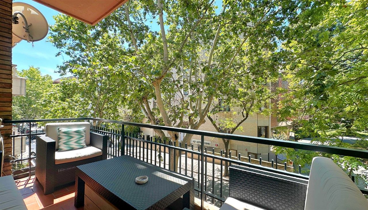 Flat for sale in Les Tres Torres, Sarrià - Sant Gervasi,  Barcelona Capital