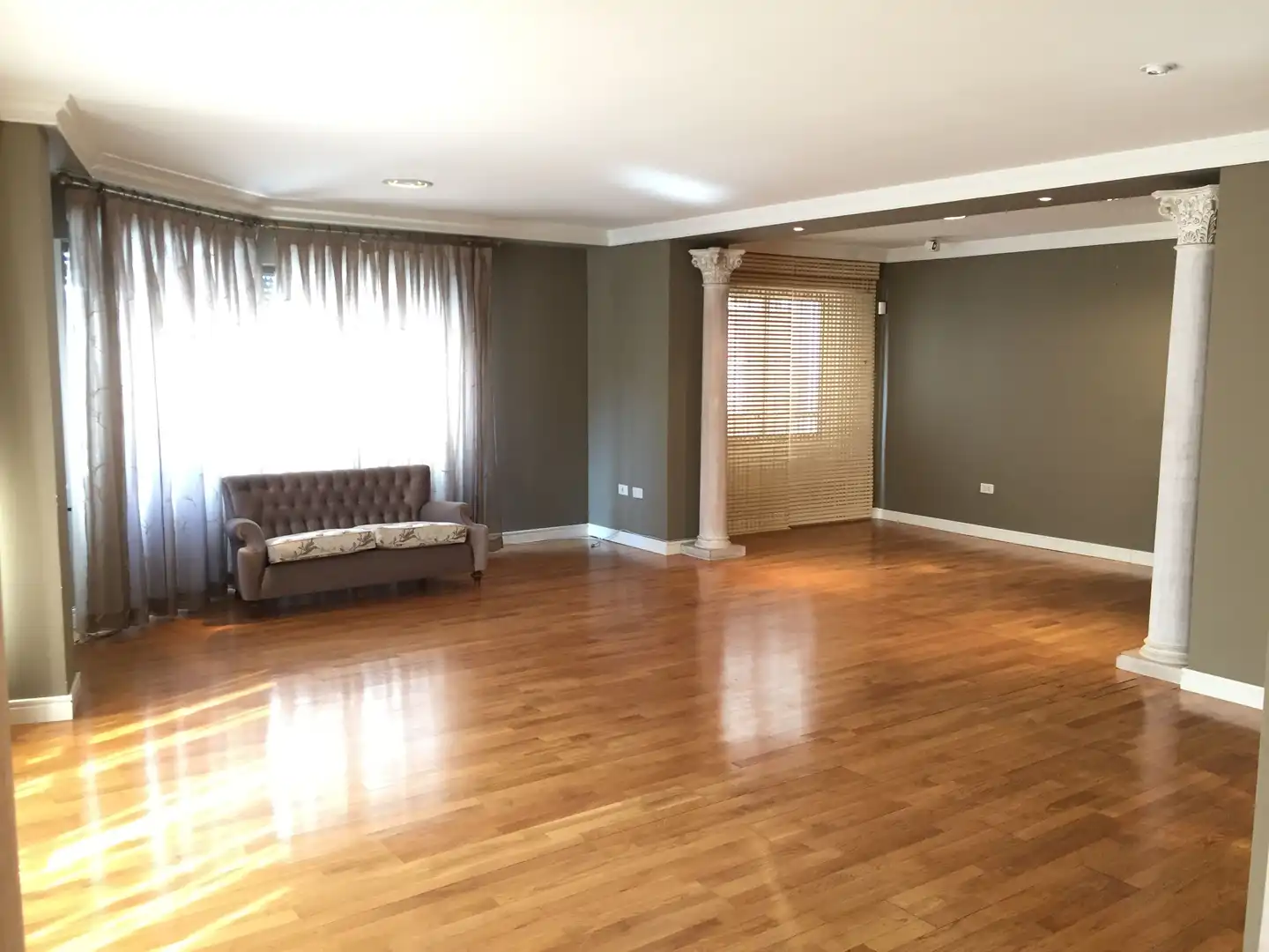 Flat with lift for sale in Carrer la Tanda 33