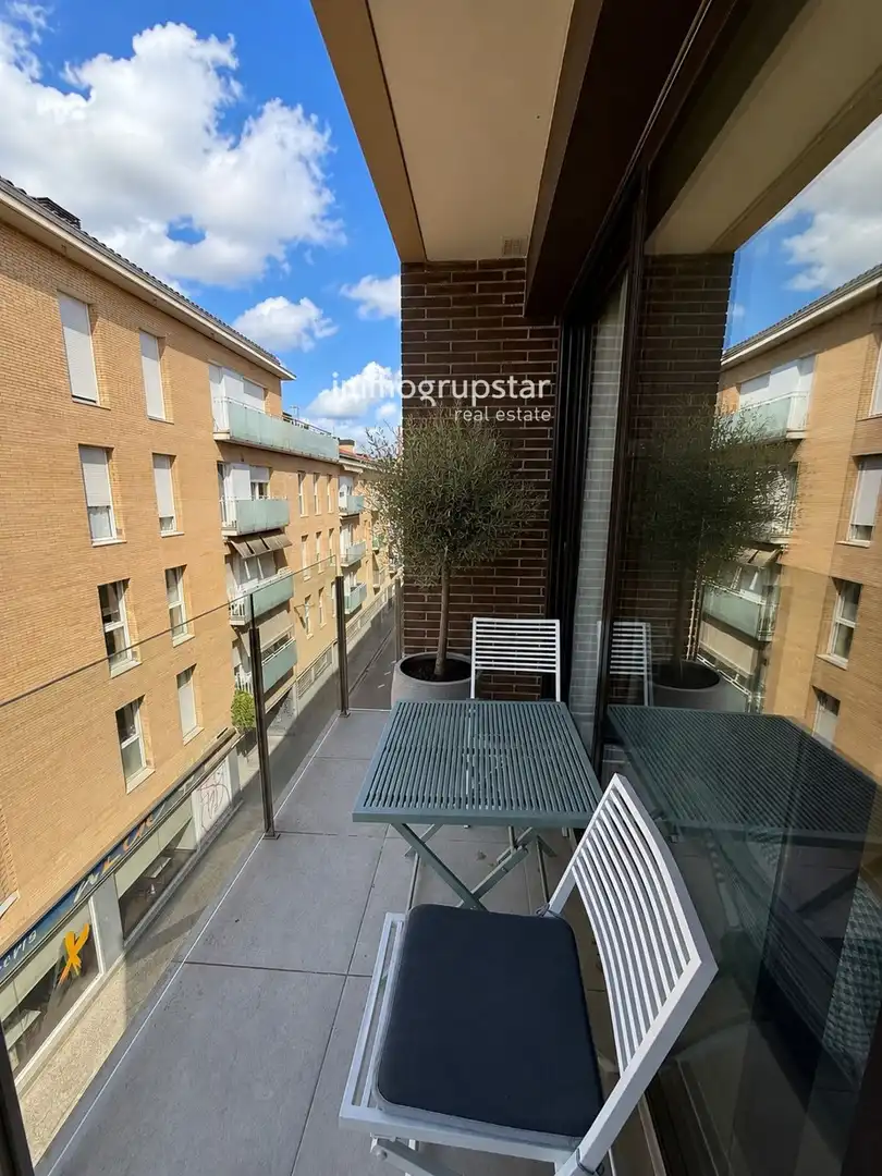 Attic for sale in Santiago, 22, Eixample Sud – Migdia