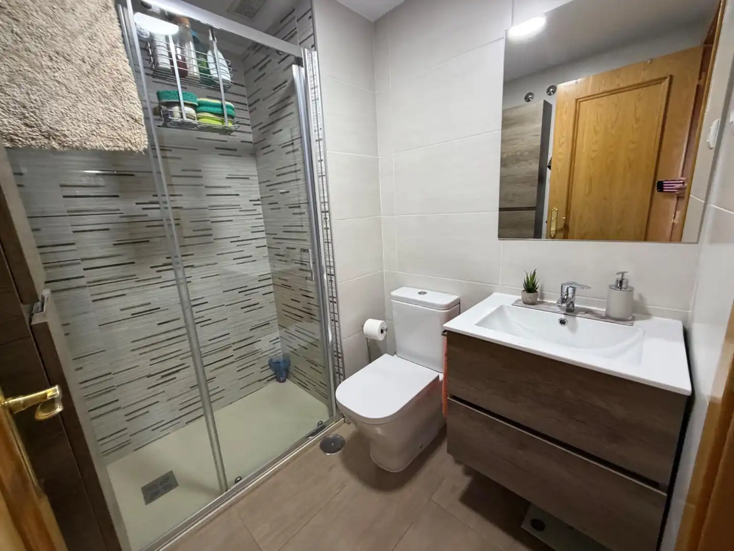 Baño de Piso en venta en Madrid con Aire acondicionado, Calefacción y Parquet