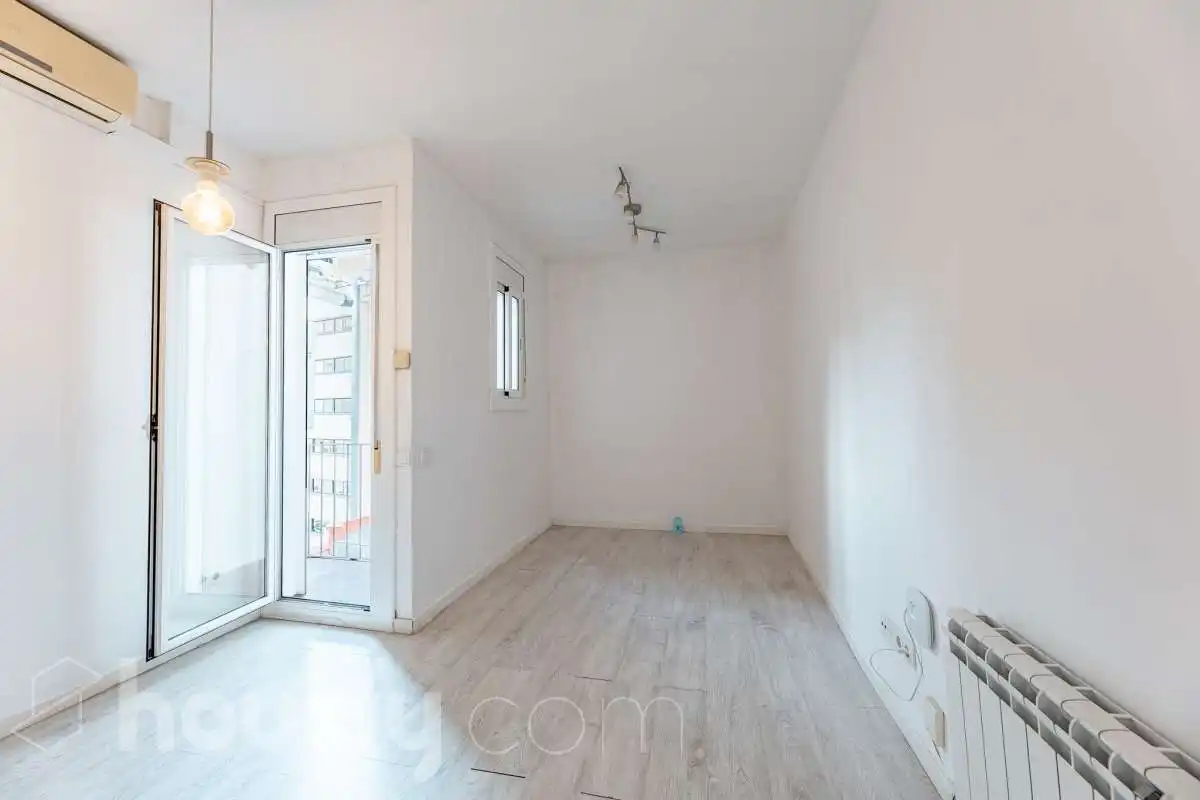 Appartamento con terrazza in vendita a Carrer de Provença .
