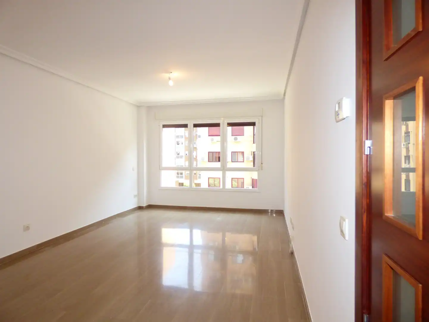 Piso de alquiler en Madrid - Bronce, Legazpi
