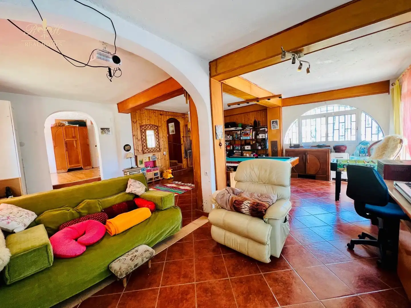 Living room of Houses for sale in L'Alfàs del Pi  with Terrace, Storage room and Swimming Pool