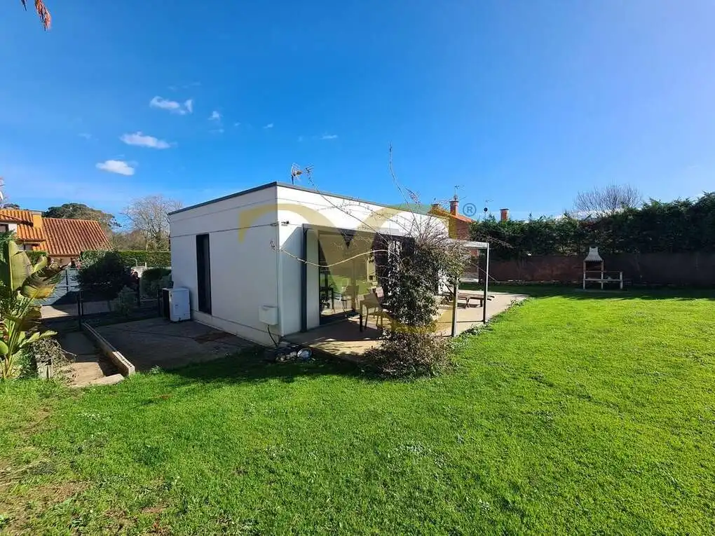 Jardí de Casa o xalet en venda en Gijón  amb Calefacció, Jardí privat i Terrassa