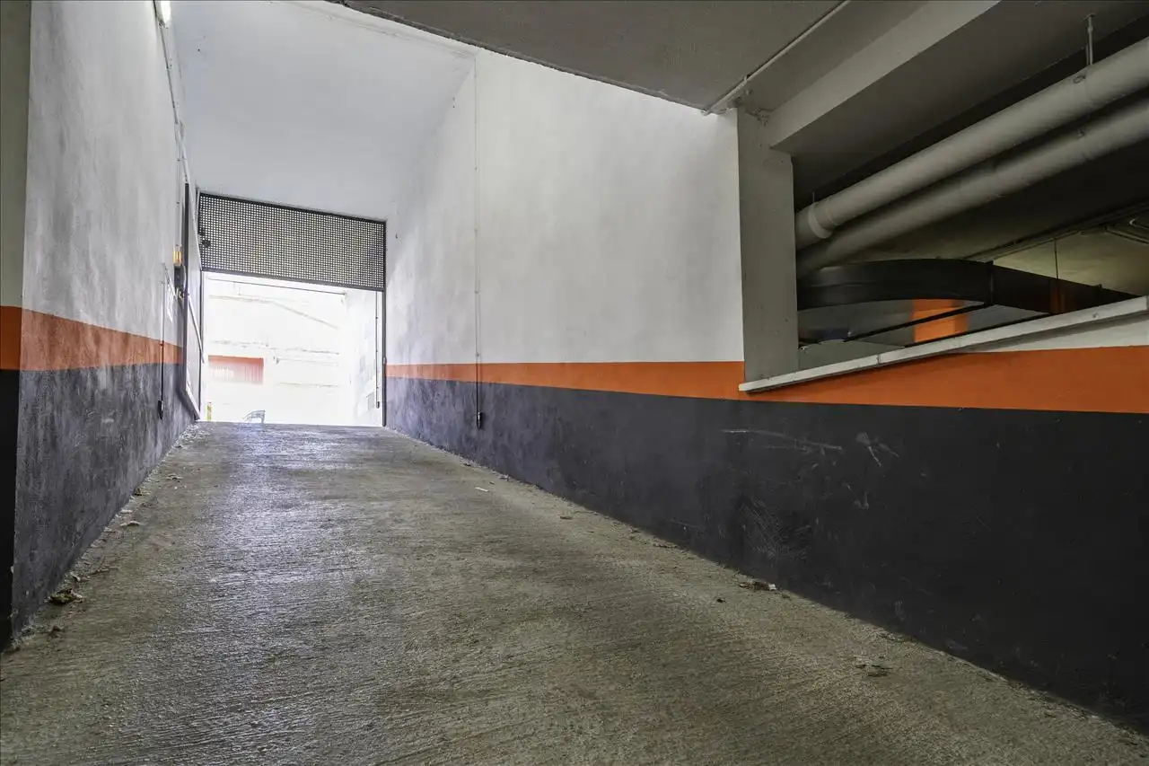 Parking with lift for sale in Taure, imagen 9