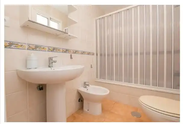 Bathroom of Flat for rent in Sanlúcar de Barrameda  with Terrace, Furnished and Oven