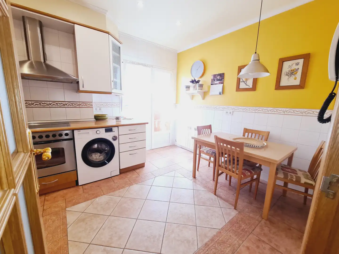 Kitchen of Flat for sale in  Pamplona / Iruña  with Heating, Parquet flooring and Furnished