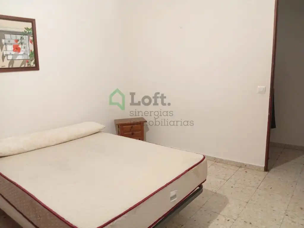 Schlafzimmer von Wohnung zur Miete in Badajoz