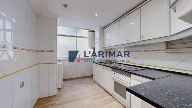 Piso en Venta en Calle MED PEDRO HERRERO en Alipark