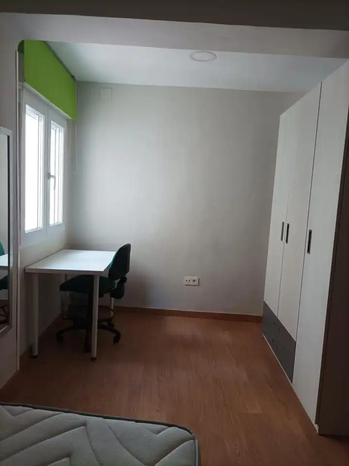 Schlafzimmer von Wohnung zur Miete in Granada