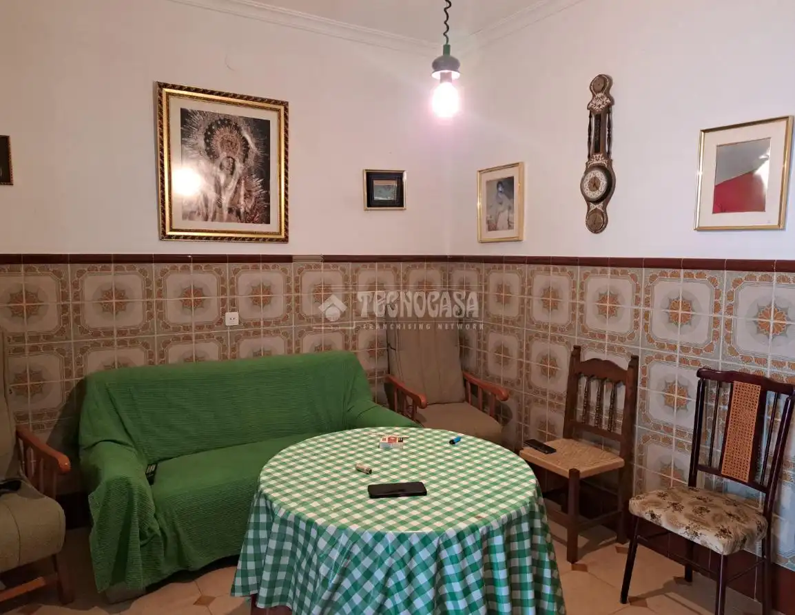 Detached homes for sale in Pilas  with Balcony