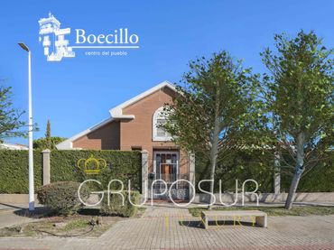 Villa mit Garten zum Verkauf in Calle Almendro 21