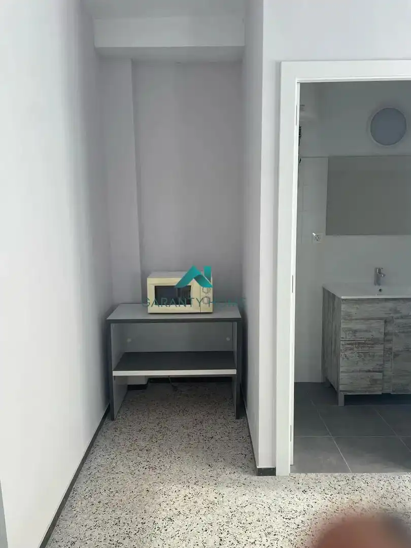 Dormitori de Oficina de lloguer en Valladolid amb Aire condicionat, Calefacció i Moblat