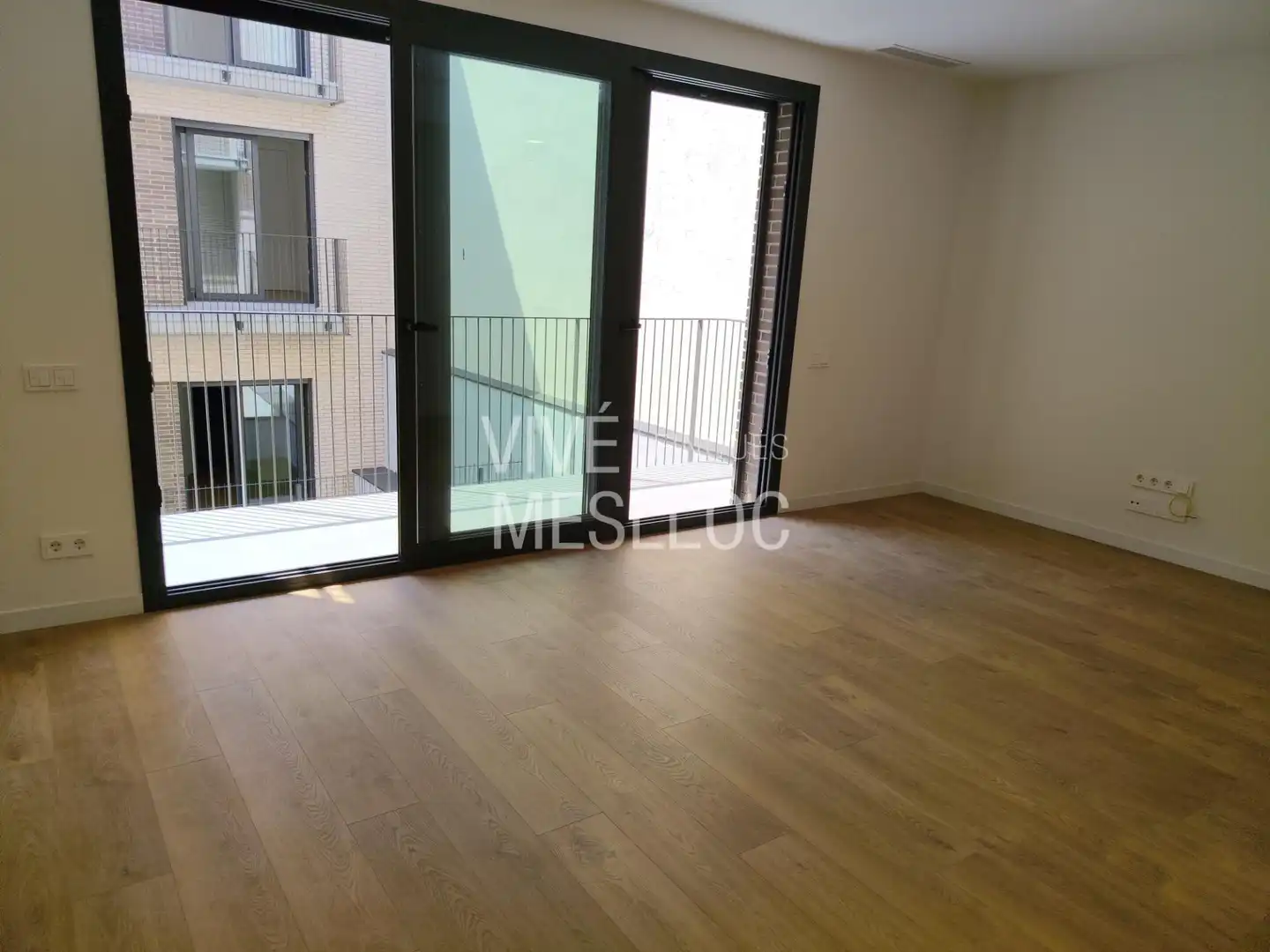 Habitación de Apartamento en venta en El Masnou con Aire acondicionado, Calefacción y Terraza