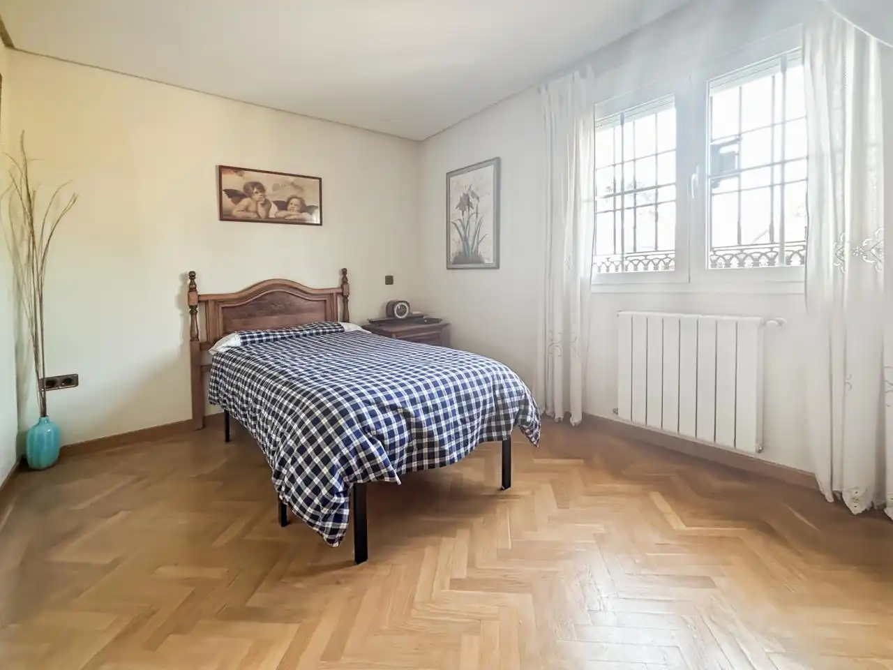 Dormitori de Casa o xalet en venda en Galapagar amb Calefacció, Jardí privat i Parquet