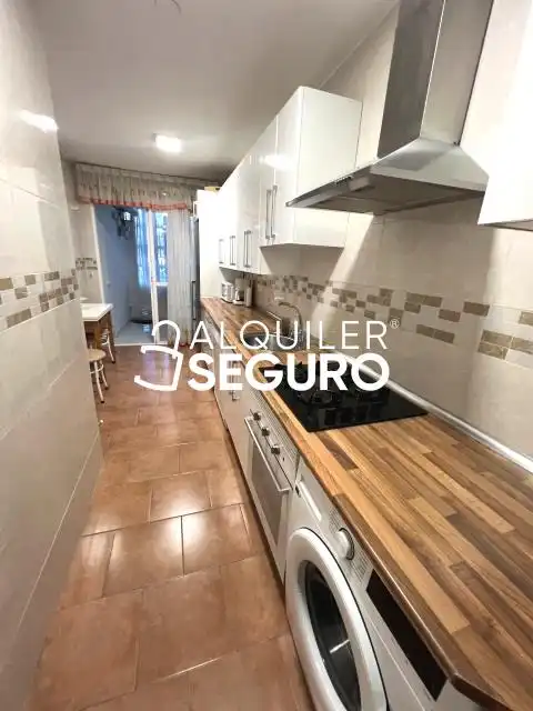 Kitchen of Flat for rent in Madrid  with Heating and Furnished