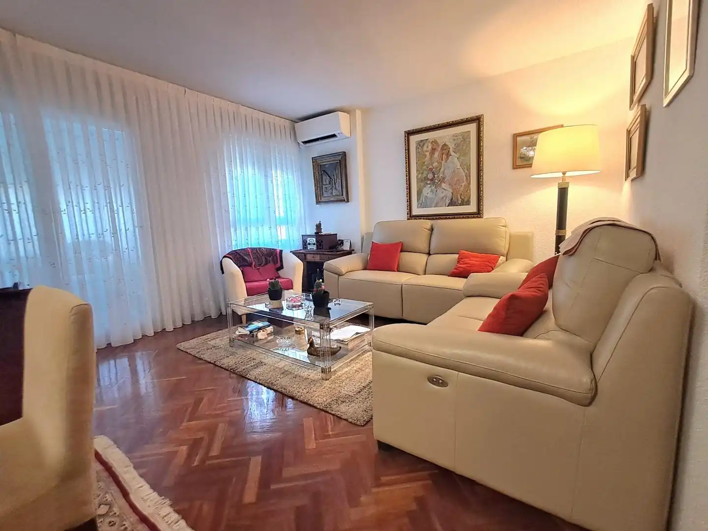 Living room of Flat for sale in Madrid  with Air Conditioner, Heating and Private garden