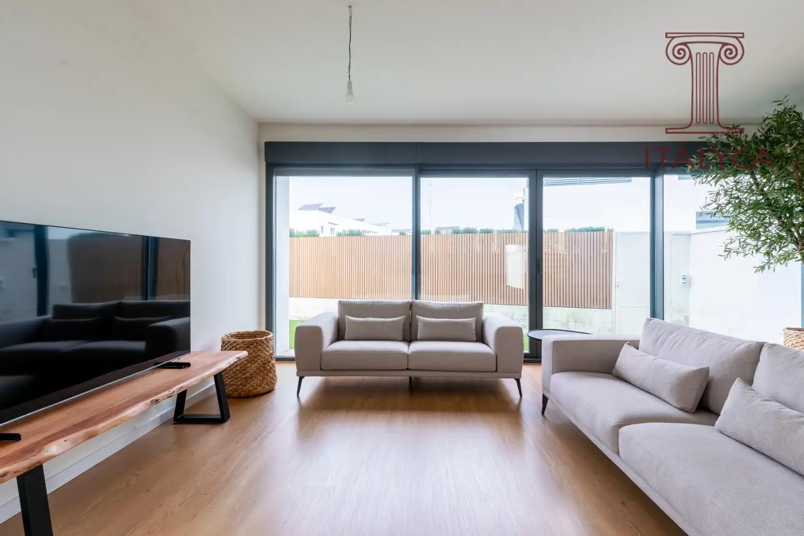 Living room of Detached homes for sale in Mairena del Aljarafe  with Heating, Private garden and Terrace
