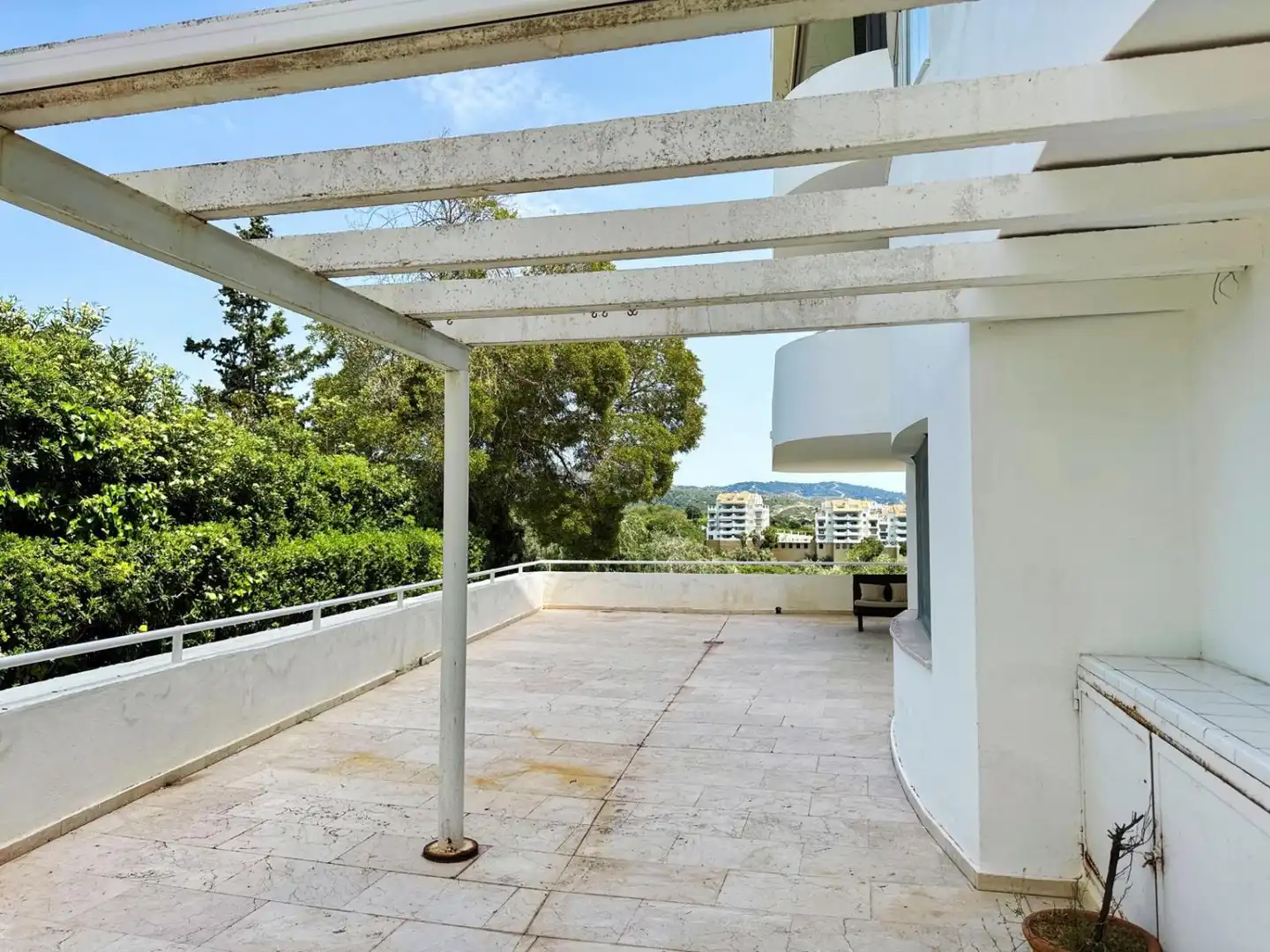 Apartament amb terrassa de lloguer a Río Real - Los Monteros, imagen 2