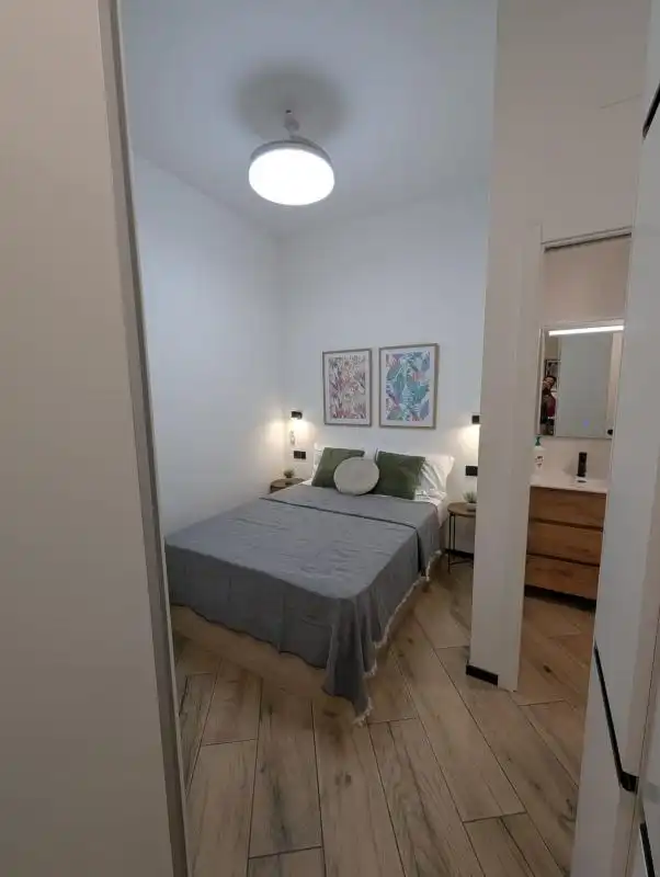 Habitación de Local en venta en Málaga con Calefacción