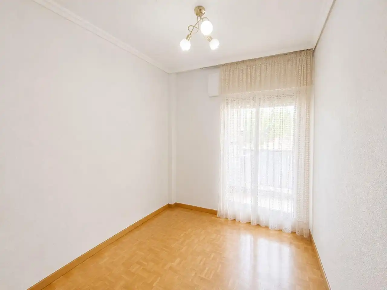 Habitación de Piso en venta en Madrid con Aire acondicionado, Calefacción y Parquet