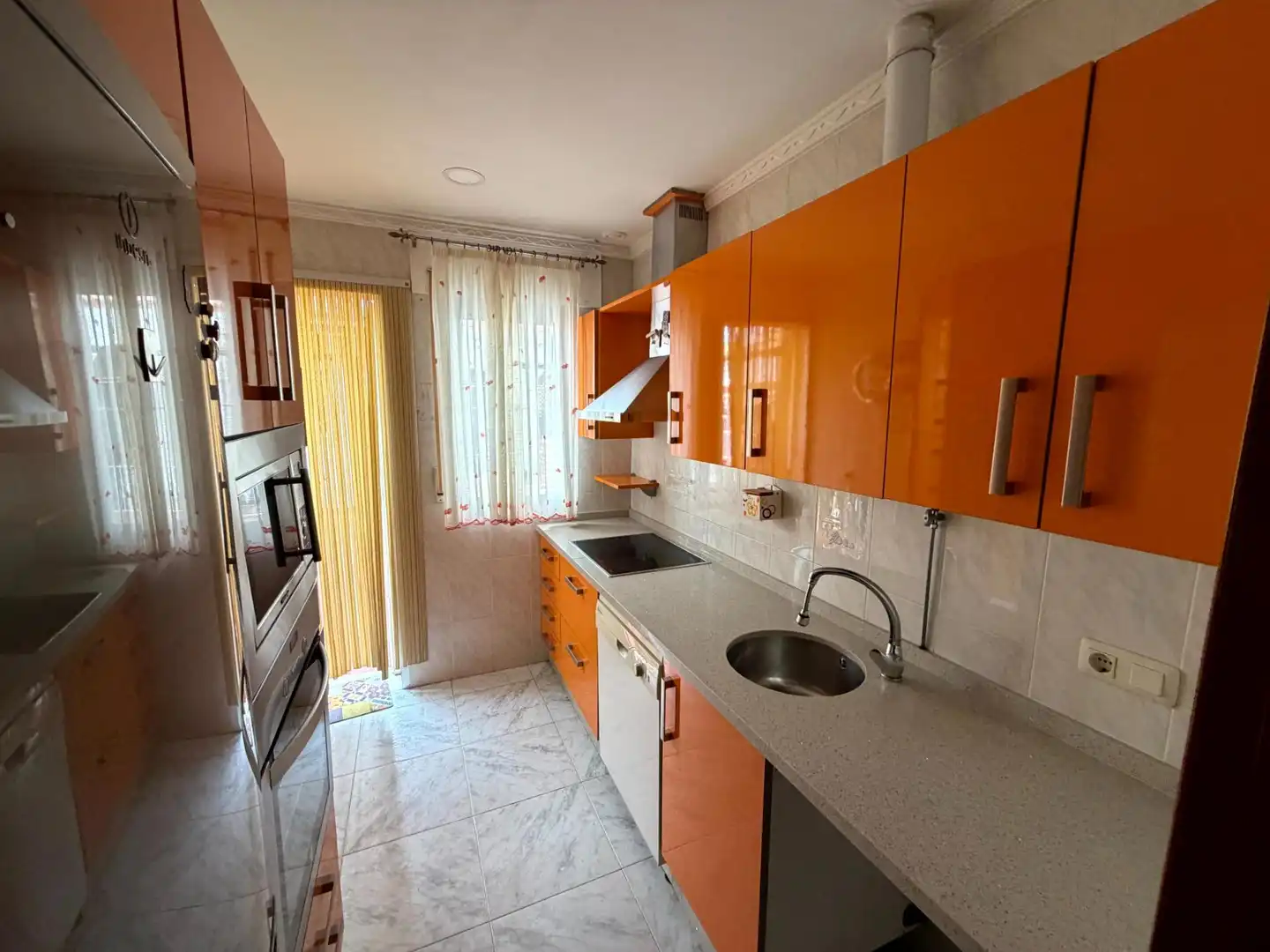 Cuina de Casa o xalet en venda en San Fernando amb Terrassa i Traster