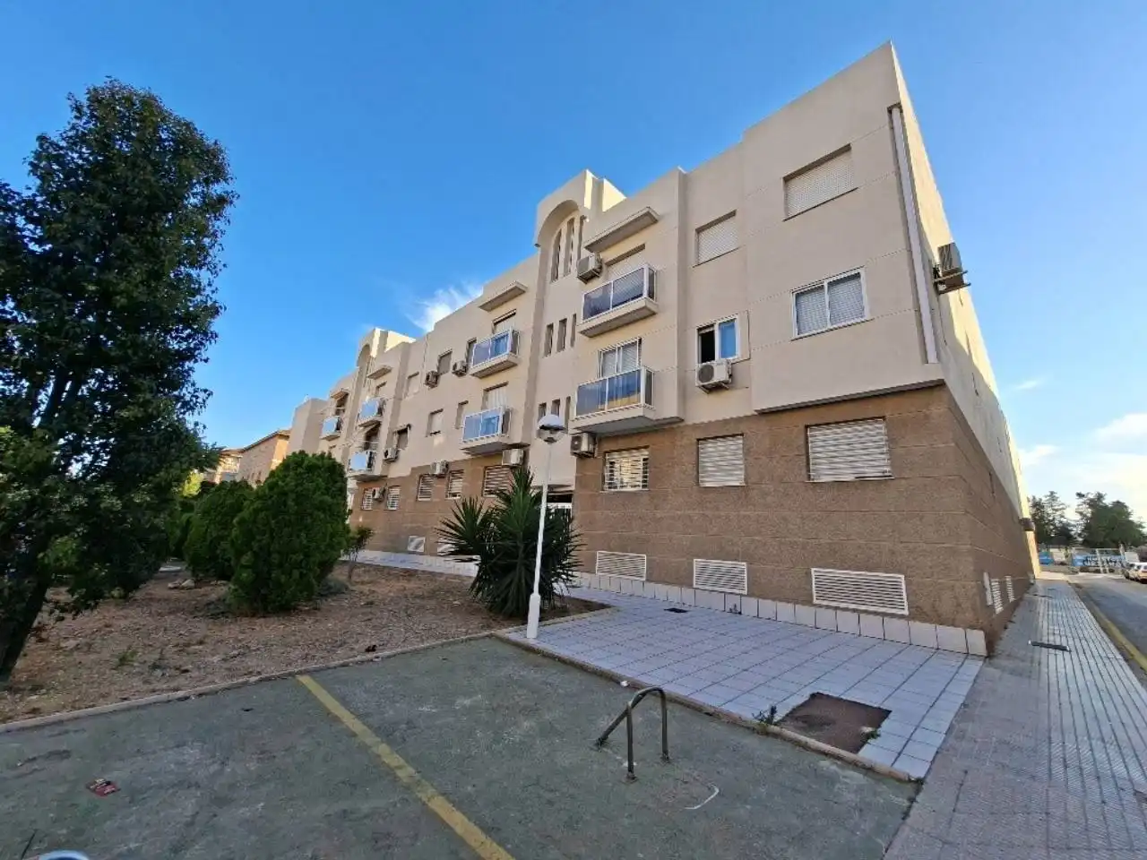 Vista exterior de Piso en venta en Cartagena