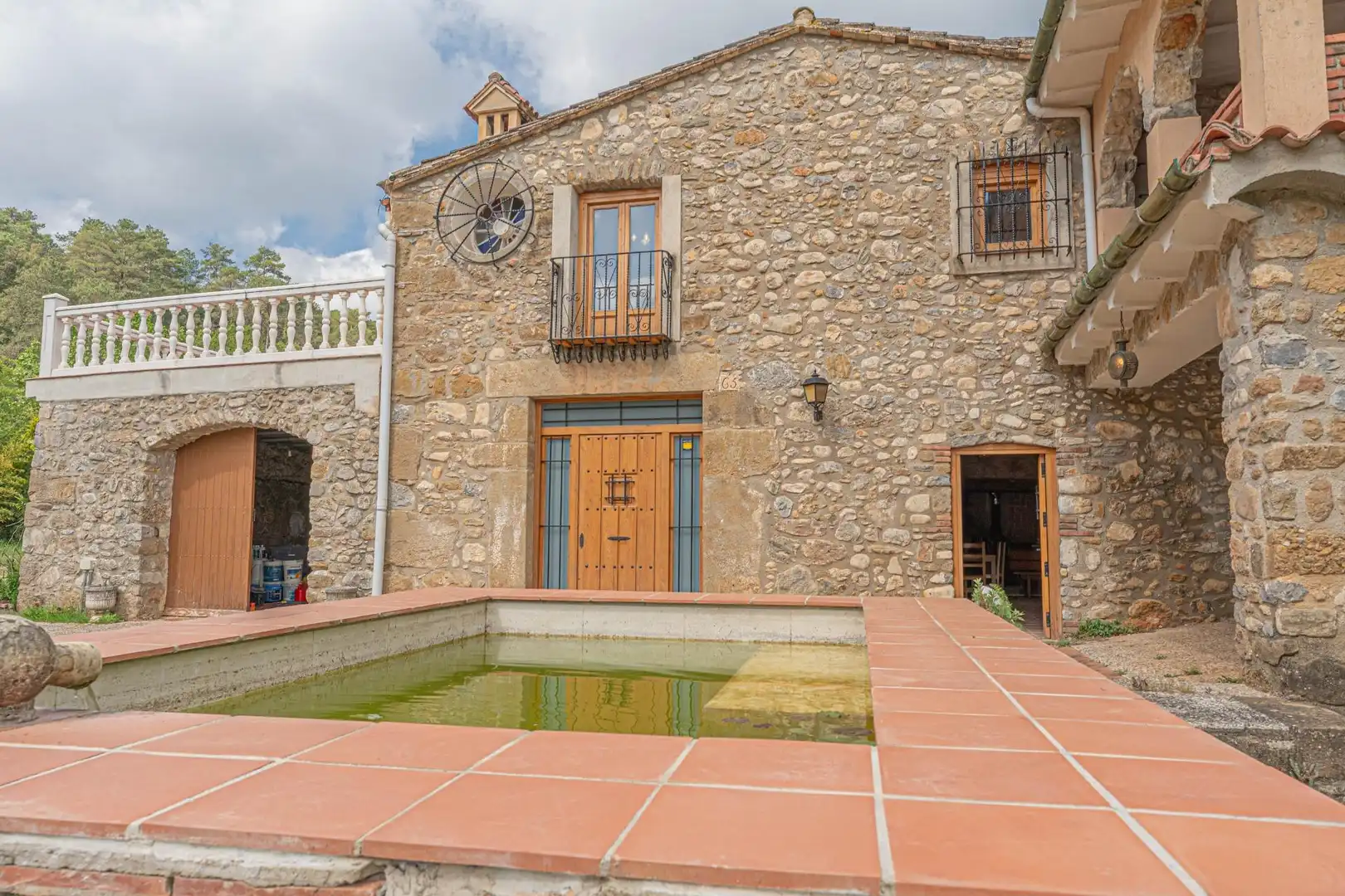Exterior view of Country homes for sale in Figueres  with Private garden, Terrace and Swimming Pool