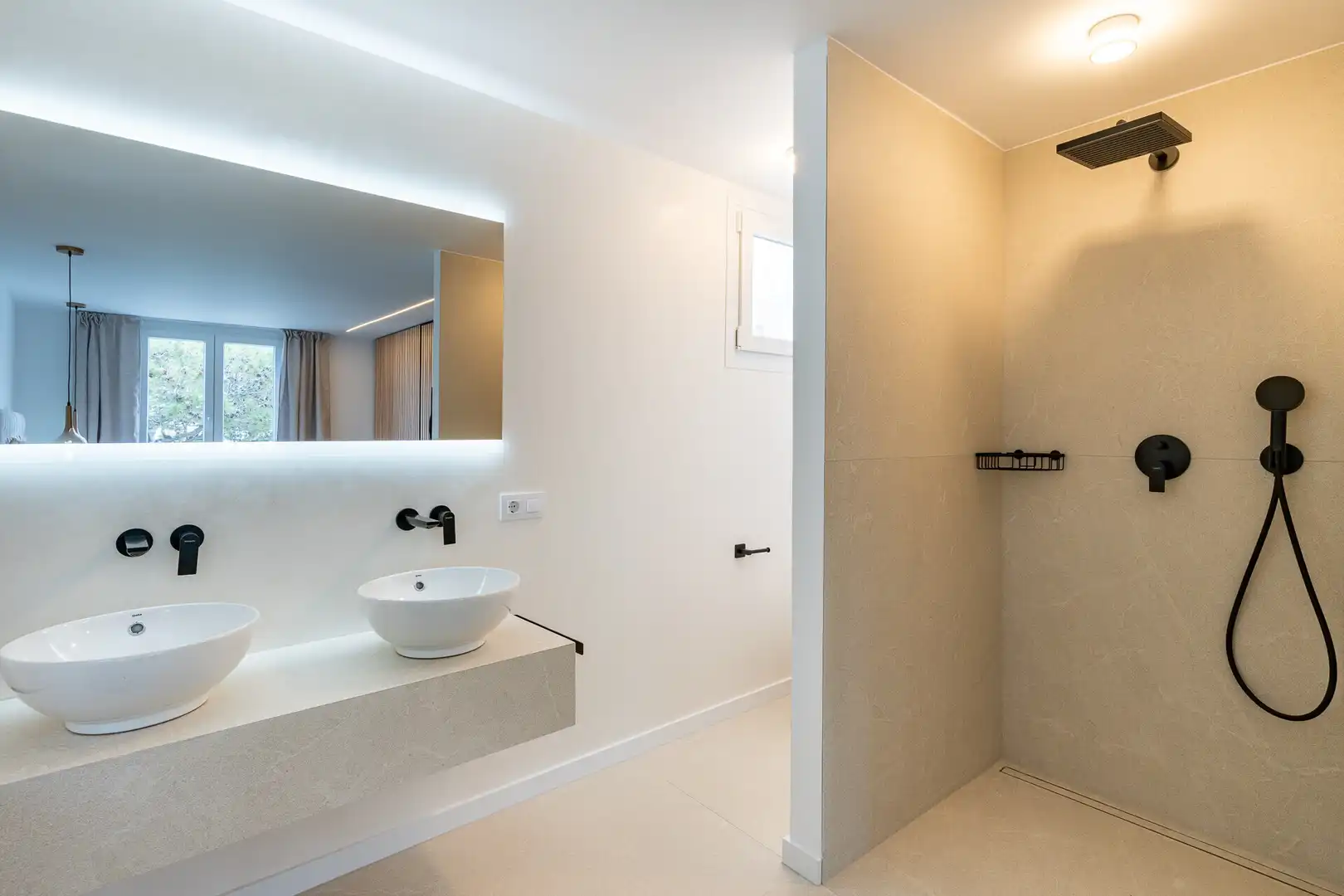 Bathroom of Attic for sale in Calvià  with Air Conditioner, Heating and Terrace