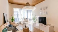 Sala d'estar de Pis en venda en Gavà amb Aire condicionat, Calefacció i Forn
