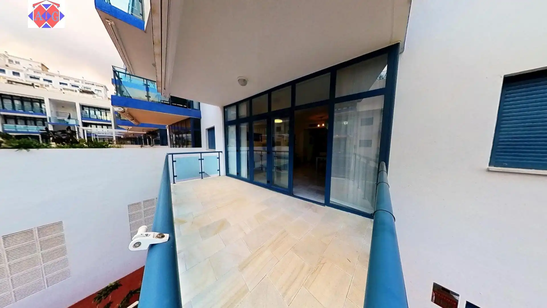 Piso con ascensor en venta en Castell de Ferro, imagen 3