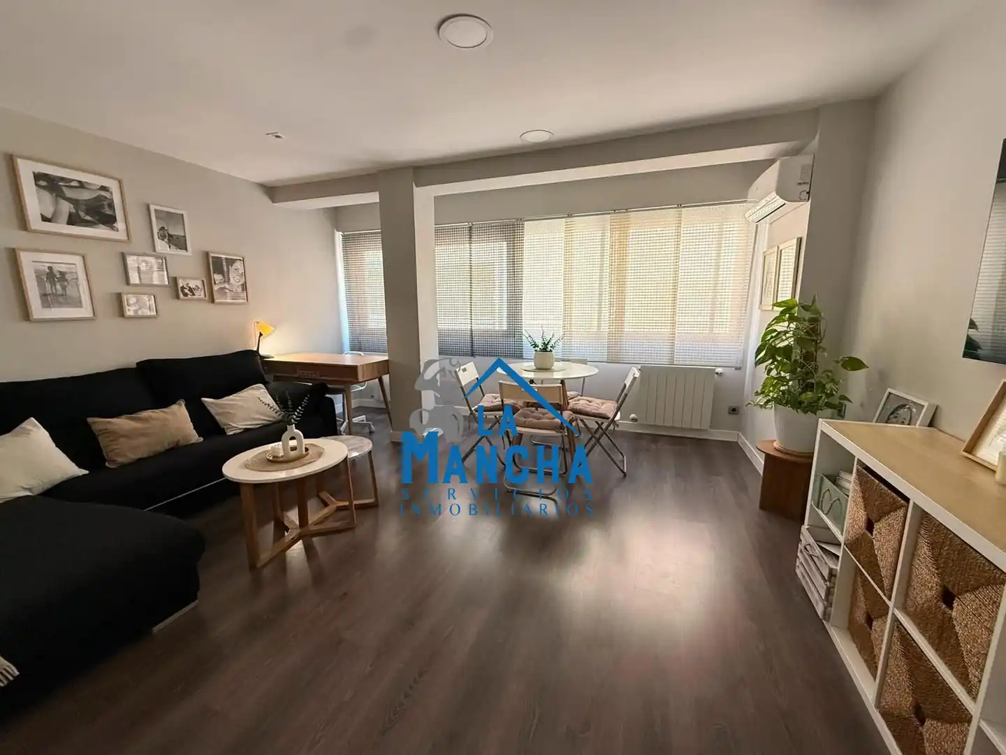 Vista exterior de Piso en venta en Albacete con Aire acondicionado, Calefacción y Amueblado