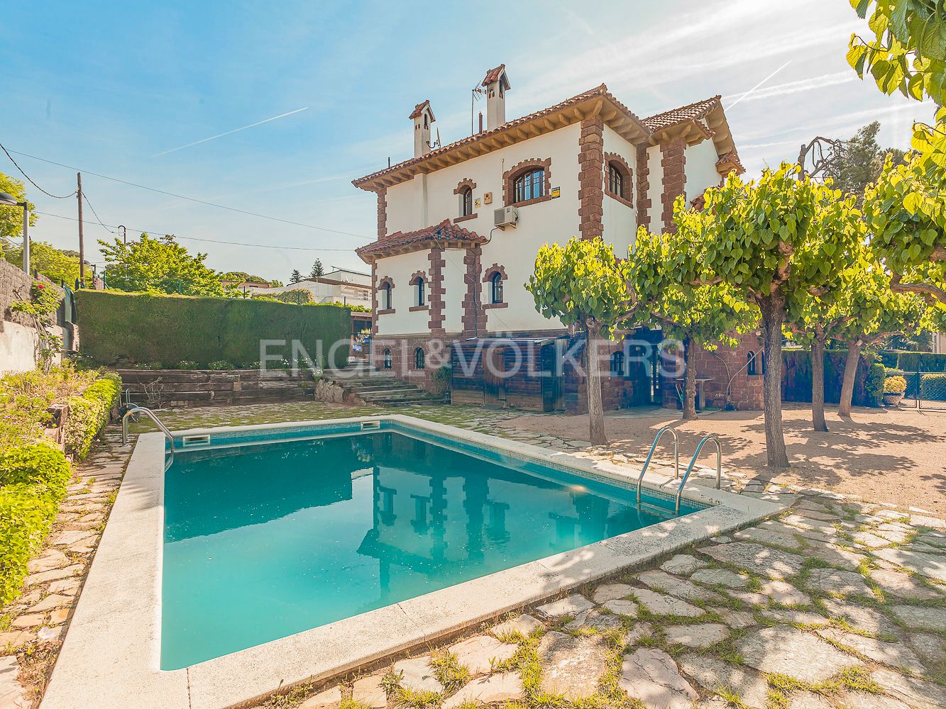 Exterior view of House or chalet for sale in Sant Cugat del Vallès  with Air Conditioner, Heating and Private garden