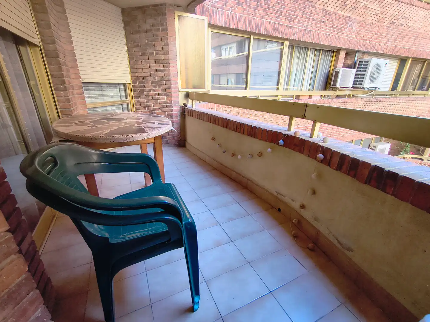 Terrasse von Wohnung zum Verkauf in Alicante / Alacant mit Klimaanlage, Terrasse und Möbliert